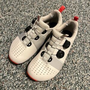 Strong Feet Athletics - Leviathan